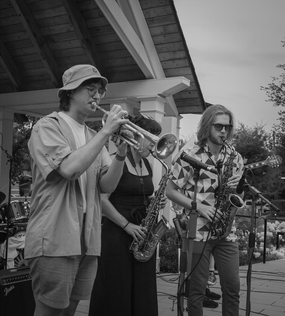 Larchmont Concert Series- August '23- Photographer Kel Bishop